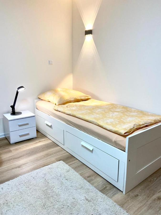Wohnung Im Erdgeschoss Bietigheim-Bissingen Bagian luar foto