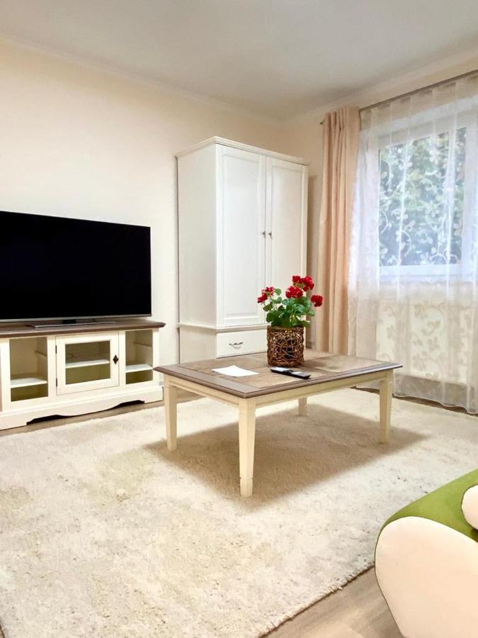 Wohnung Im Erdgeschoss Bietigheim-Bissingen Bagian luar foto