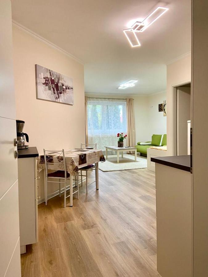 Wohnung Im Erdgeschoss Bietigheim-Bissingen Bagian luar foto